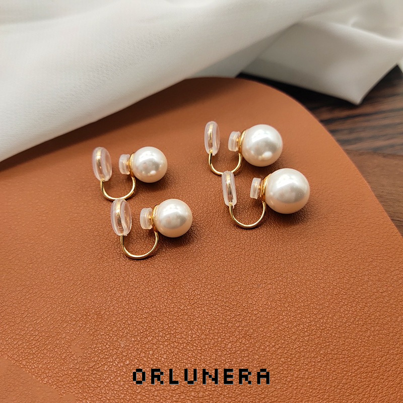 Aurelia Pearl Clip-On Earrings — Edition 28 product image