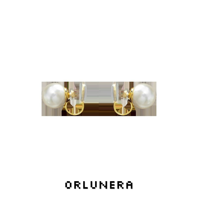 Aurelia Pearl Clip-On Earrings — Edition 28 product image