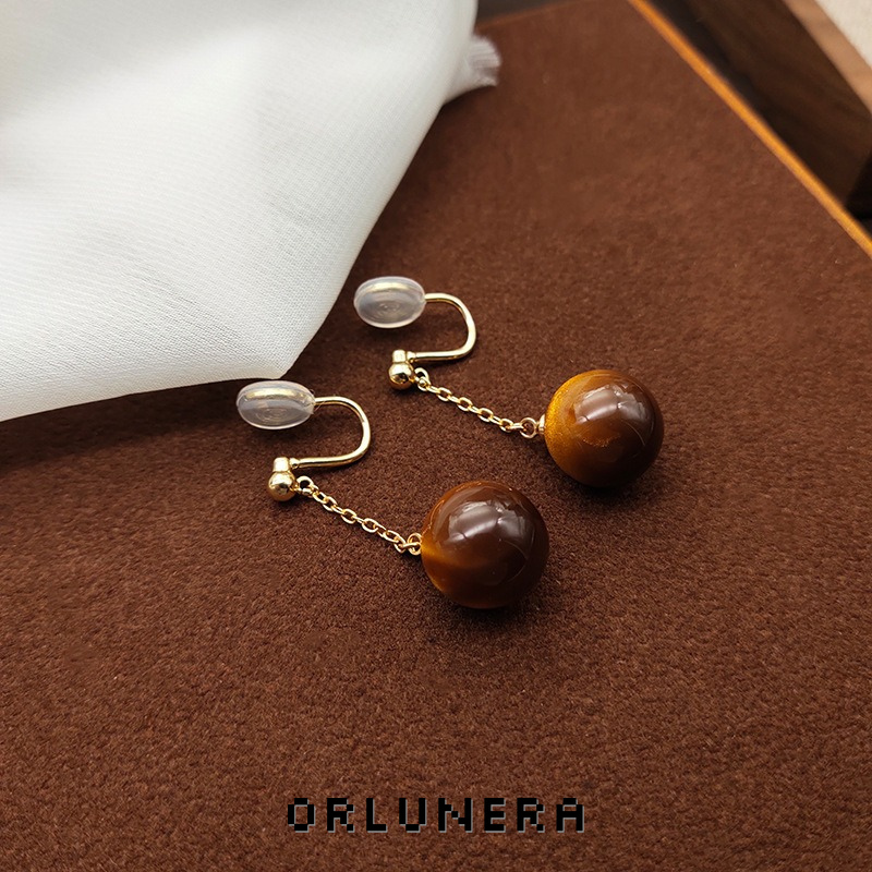 Noelle Pearl Clip-On Drop Earrings product image