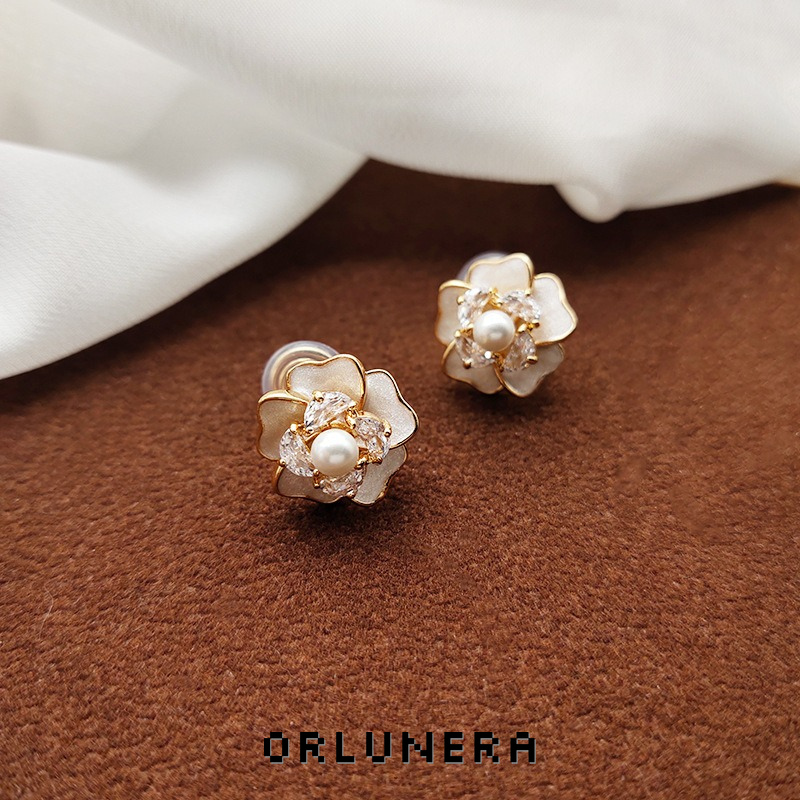 Lumière Camellia Pearl Crystal Clip-On Earrings product image
