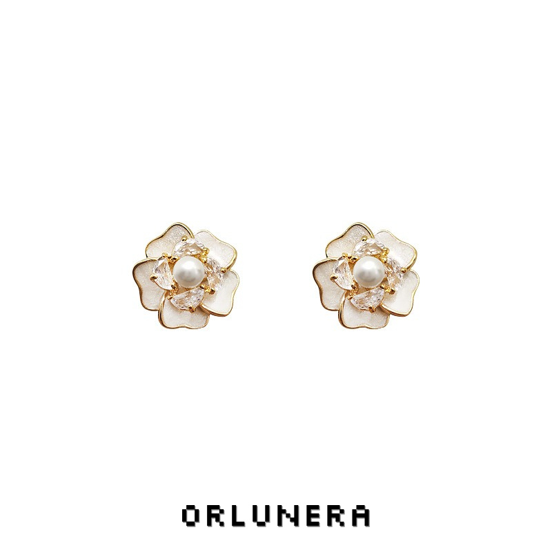 Lumière Camellia Pearl Crystal Clip-On Earrings product image