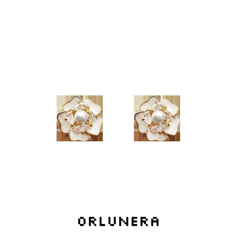 Lumière Camellia Pearl Crystal Clip-On Earrings product image