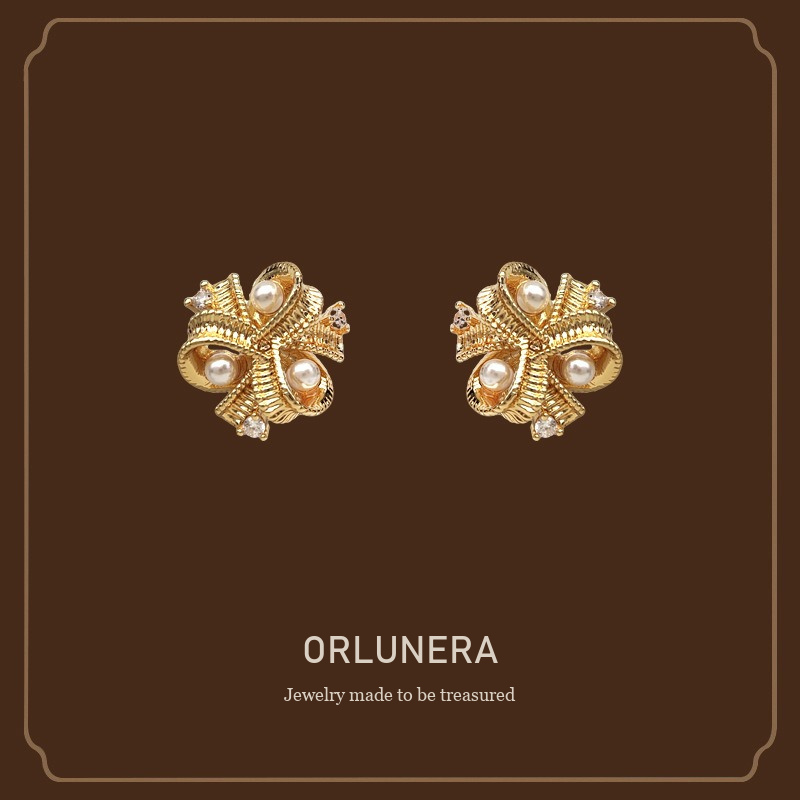 Seren Floral Pearl Clip-On Earrings — Edition 21 Orlunera cover