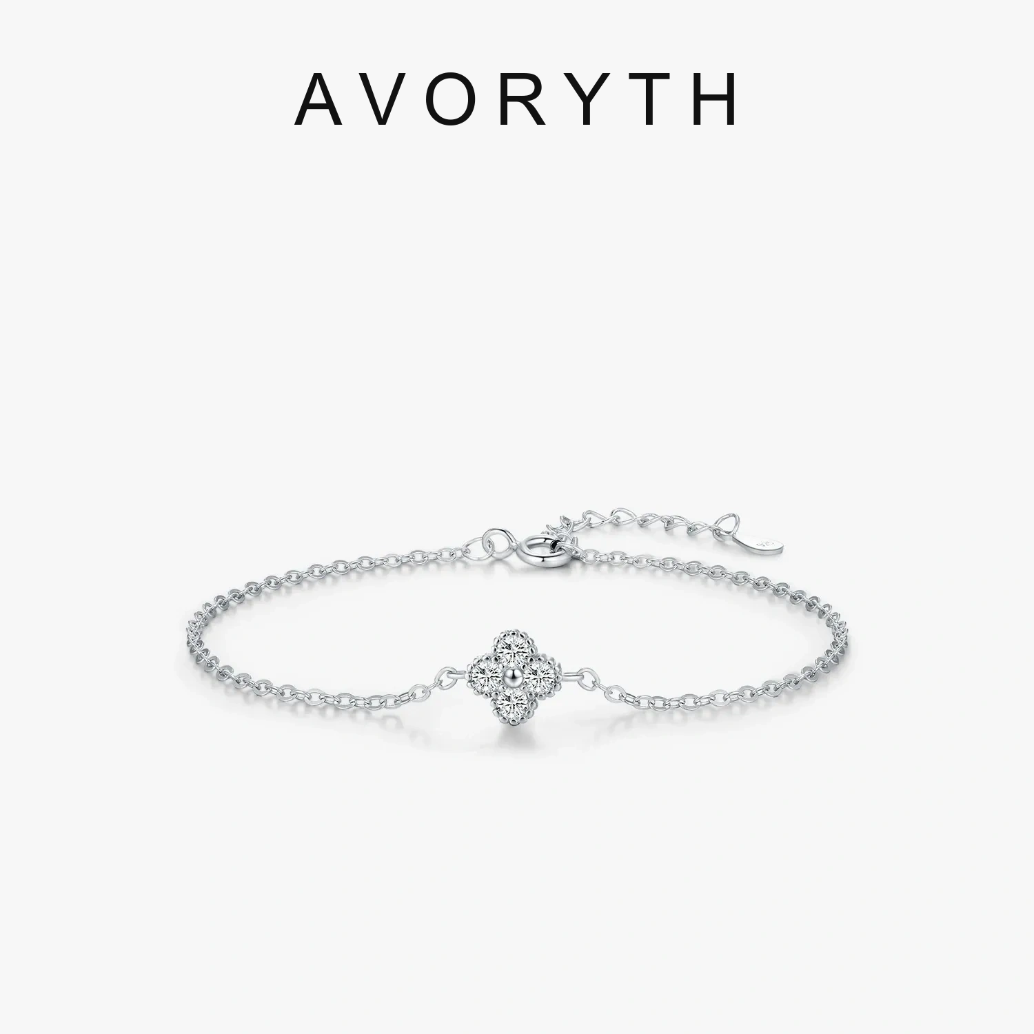 AVORYTH Lucienne Clover Moissanite Bracelet AVORYTH cover image