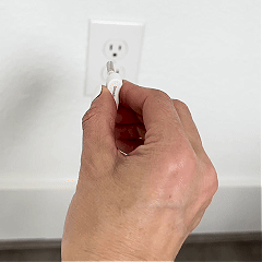 Connect the bedsheet to the grounding socket
