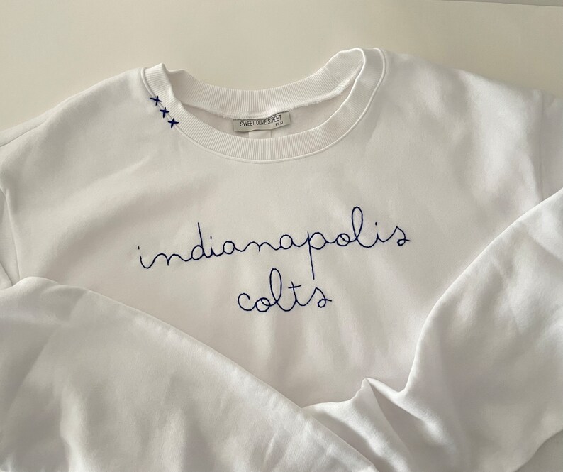 Custom Hand Embroidered Game Day Sweatshirt Personalized Cursive Team Name Crewneck Vintage Chainstitch Mascot Apparel