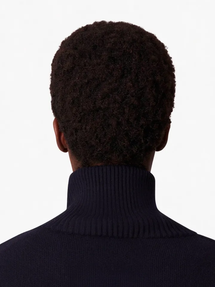 CORE ZIP-UP SWEATER