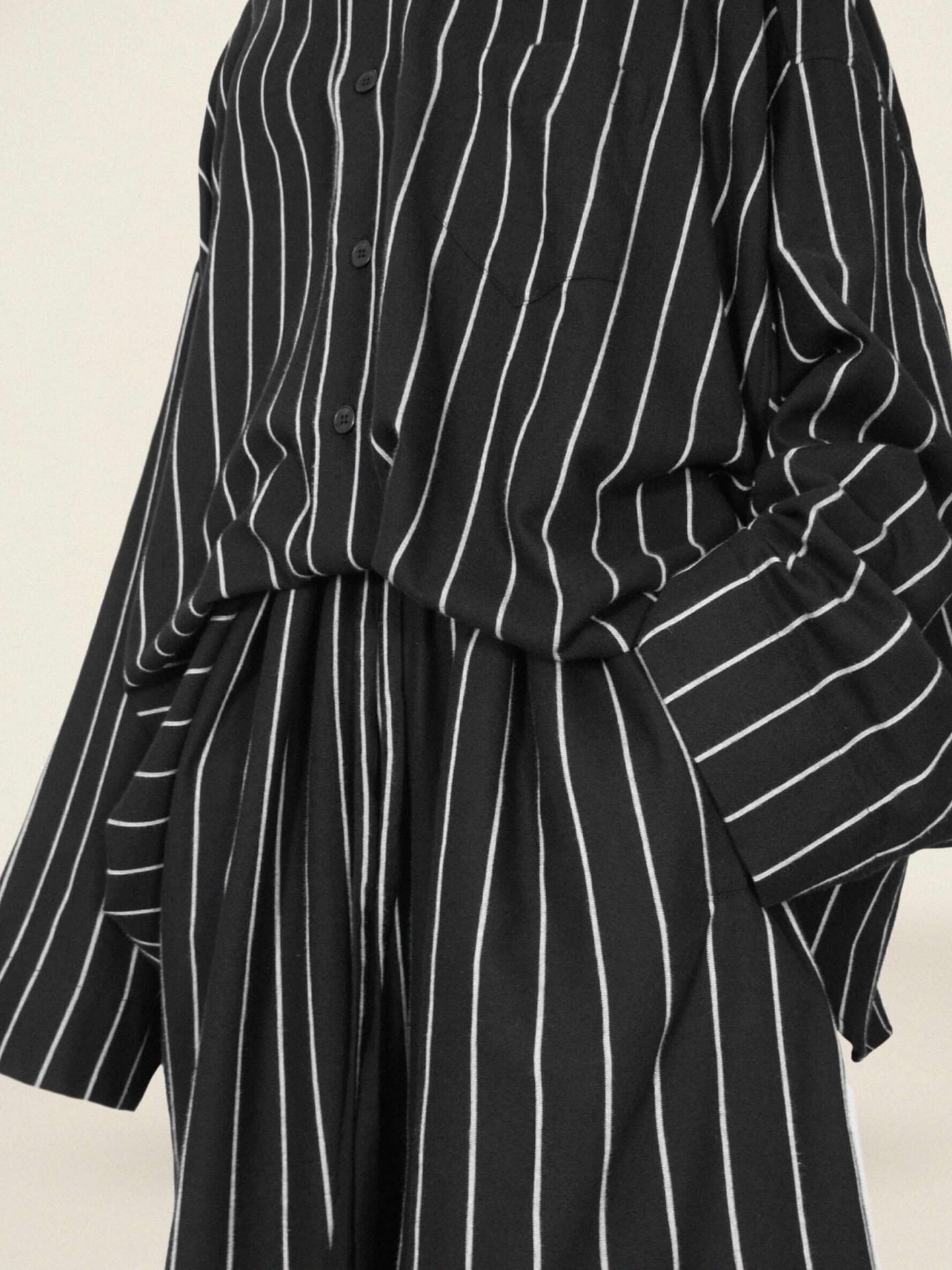 COLOR-BLOCK SHIRT