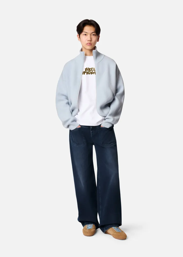 CORE ZIP-UP SWEATER