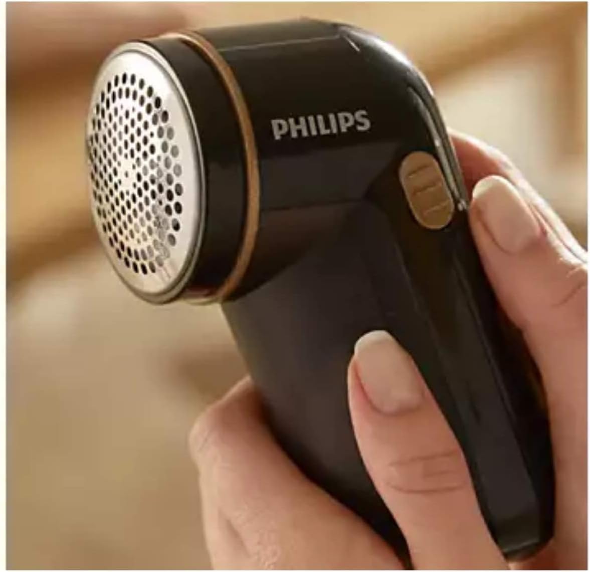 Dispozitiv de îndepărtare a scamelor de îmbrăcăminte Philips, îndepărtează rapid și eficient scamele și pomponii - GC026/80
