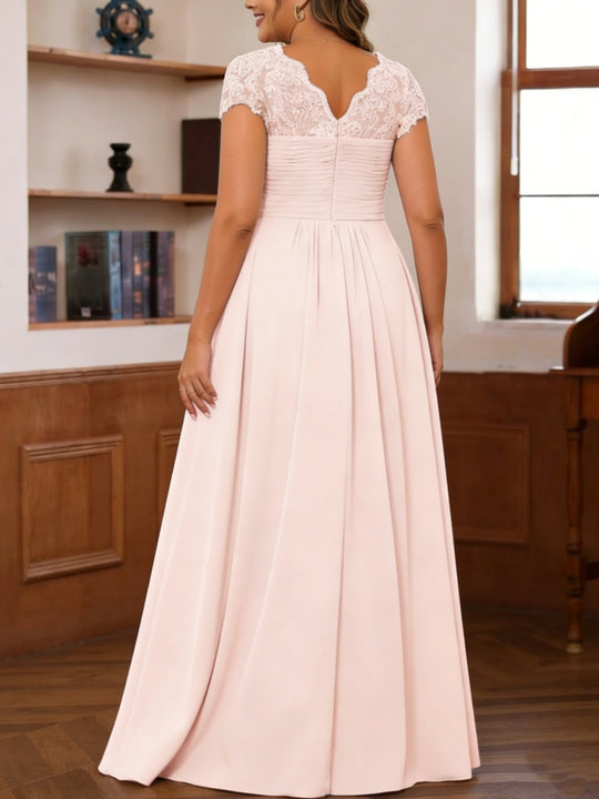 A-Line/Princess V-Neck Short Sleeves Pleated Mother of the Bride & Groom Dresses with Ruffles & Appliques