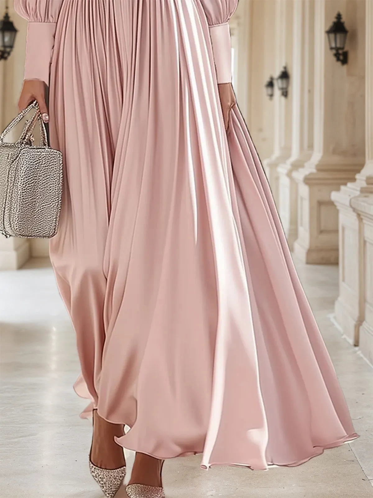Fashionable And Elegant High-End Pleated Satin Maxi Dress