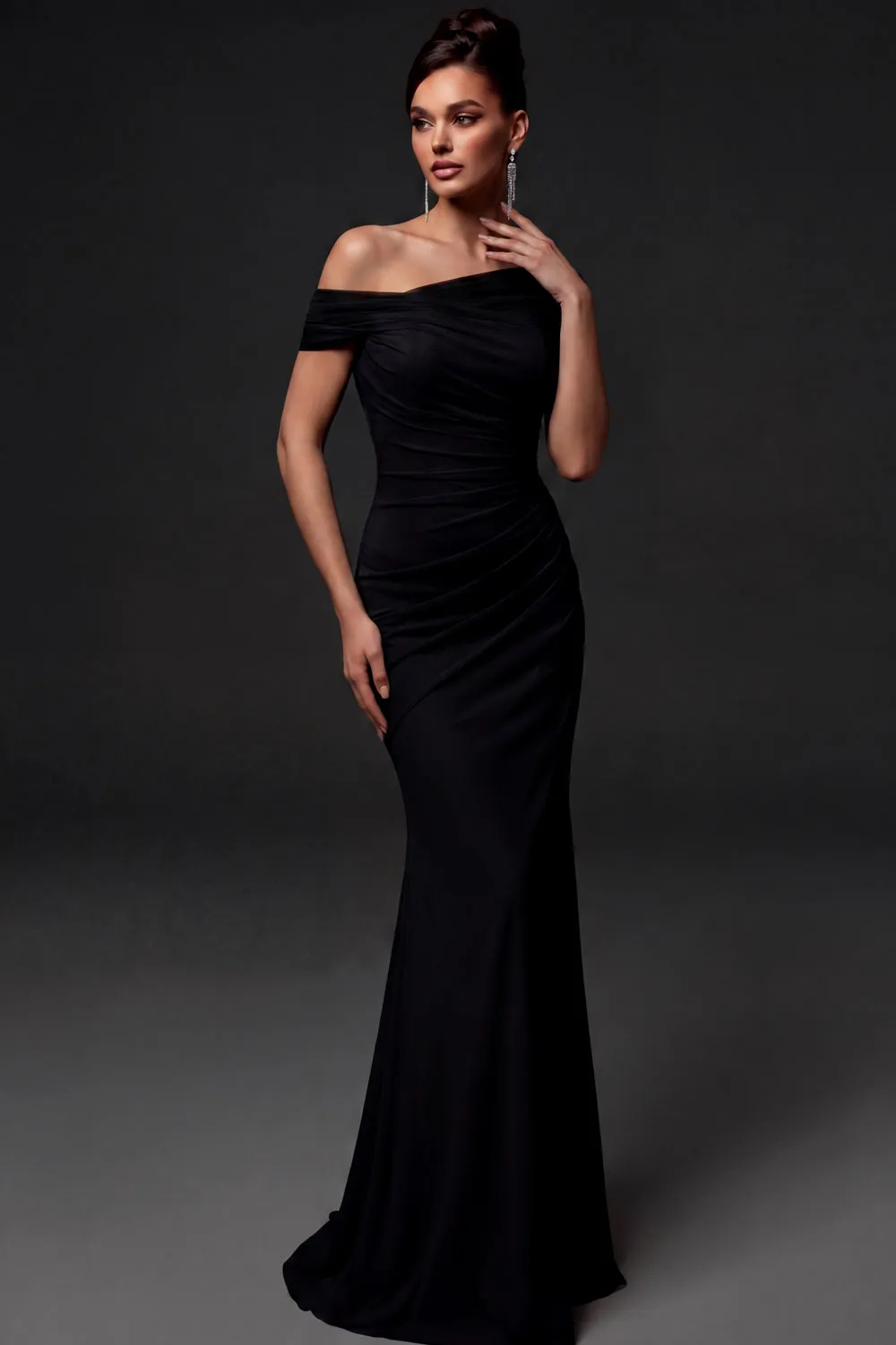 Off Shoulder Mermaid Pleated Chiffon Maxi Dress