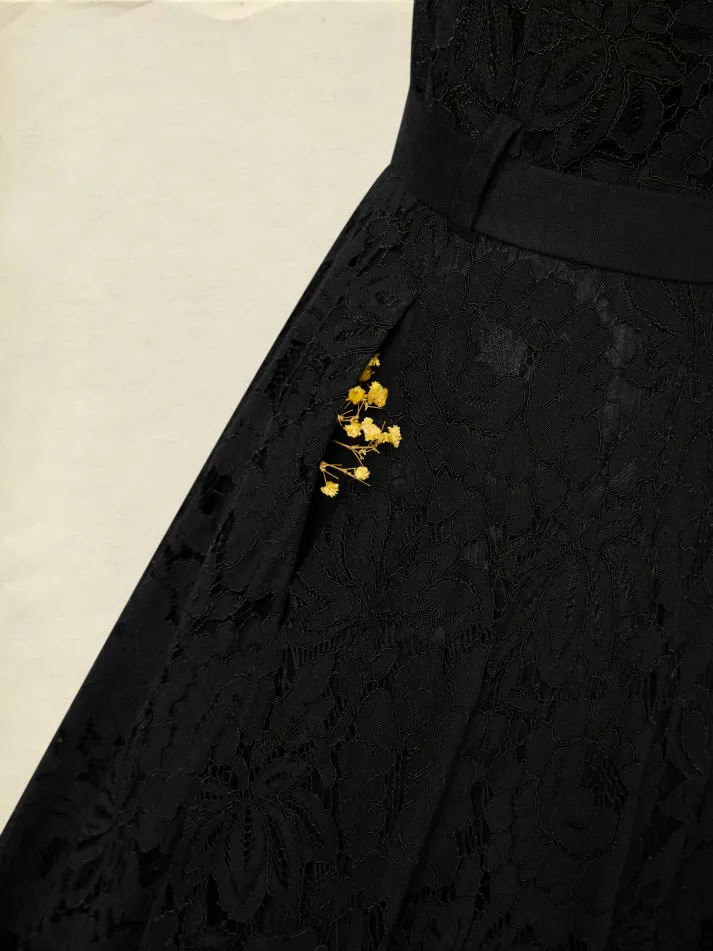 Midi Linen Dress, Sleeveless, V Neck, Lace, Button Design, French Vintage, Black