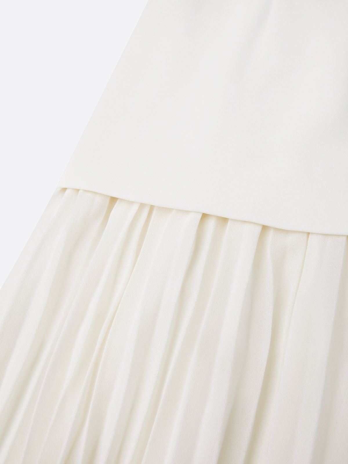 White Pleated Classic Boat Neck Sleeveless A-Line Maxi Dress