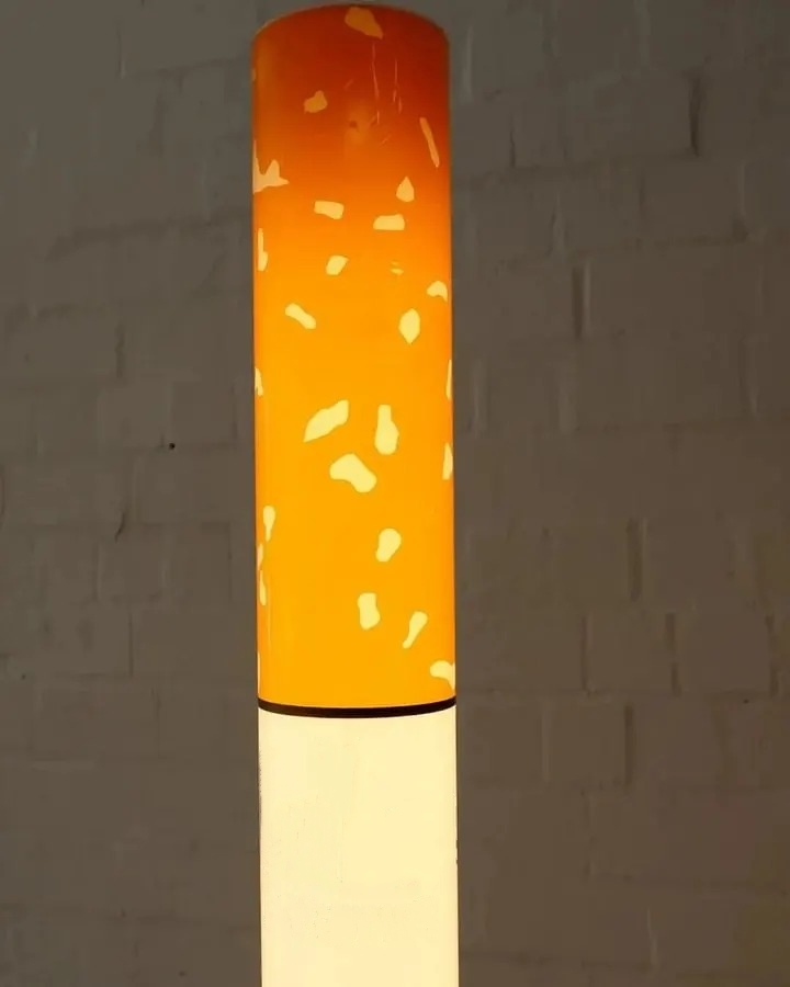 🚬 Stojaca lampa v tvare cigaretovej trubice | Retro priemyselné ambientné osvetlenie