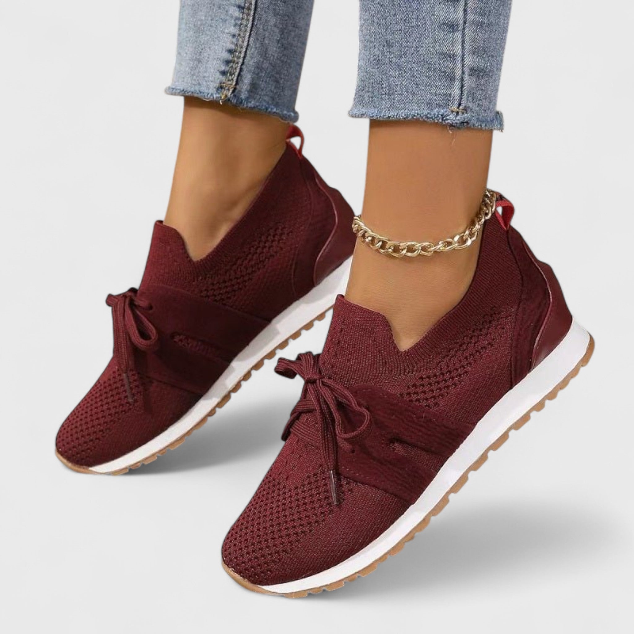 Elyora™ - Bequeme und Stilvolle Slip-On Sneakers für Damen