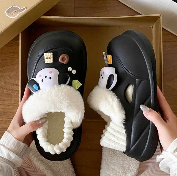 Cute puppy shoes, trendy and personalized, can be purchased wholesale