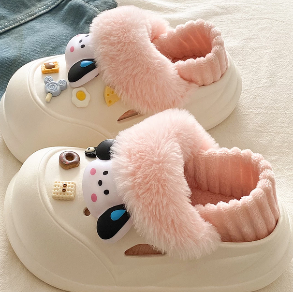 Cute puppy shoes, trendy and personalized, can be purchased wholesale