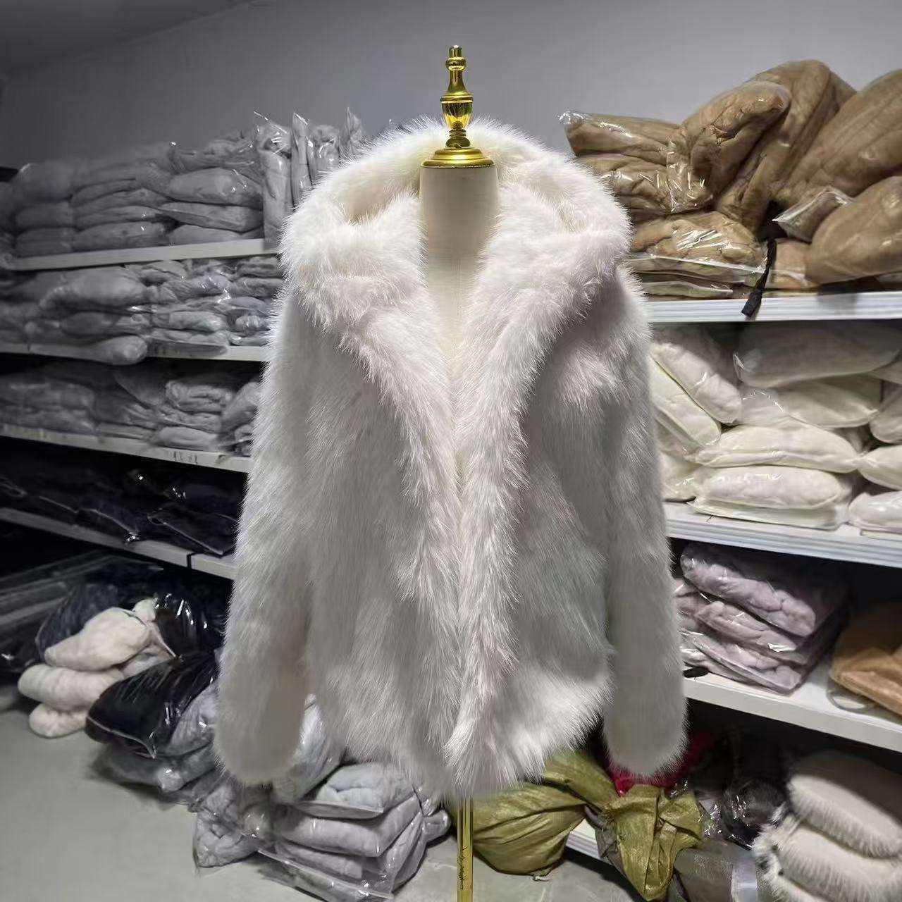Women's Imitation Fox Fur Windproof Single Breasted Hooded Jacket Outerwear 15PCS  343