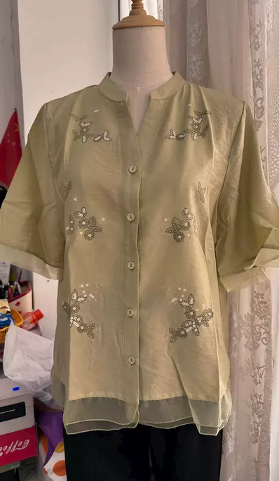 Mom's new summer outfit, Chinese style cotton and linen T-shirt, small shirt, middle-aged and elderly women's short sleeved shirt, Mother's Day clothes