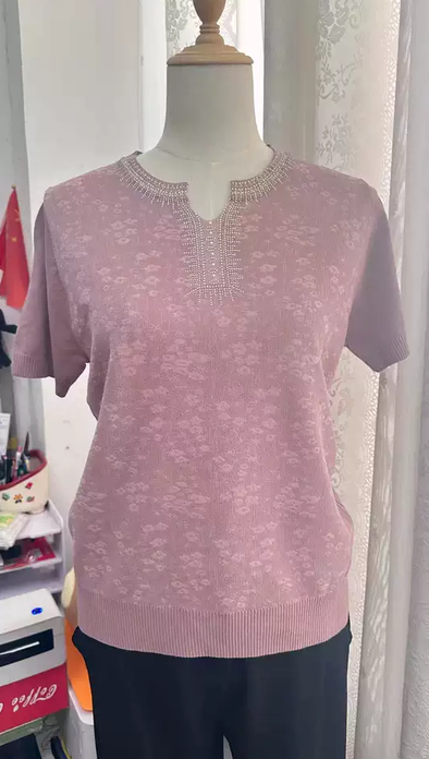 Mother's Summer Ice Silk Short Sleeve T-Shirt Fashion Women's Mid-Age and Senior Women's Lightweight Knit Top 2026 New Style