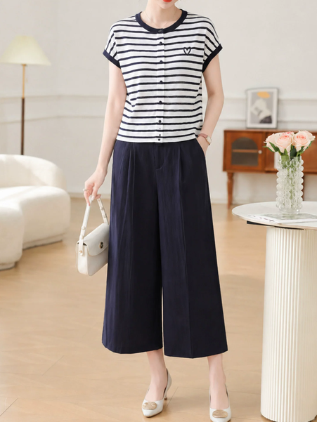 Summer short sleeved top wide leg pants two-piece set 2026 new middle-aged and elderly women's stylish striped T-shirt set