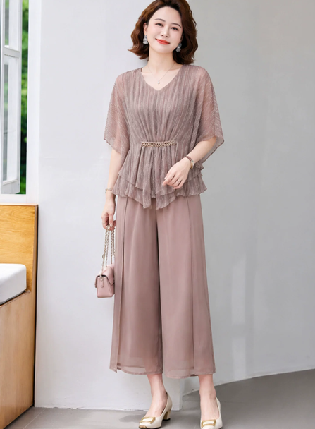 V-neck bat sleeve outfit for middle-aged and elderly women, western-style chiffon T-shirt, wide leg pants, dignified and atmospheric set