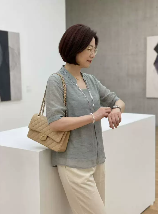 Summer fashion shirt small shirt 2026 new middle-aged and elderly women's short sleeved chiffon T-shirt