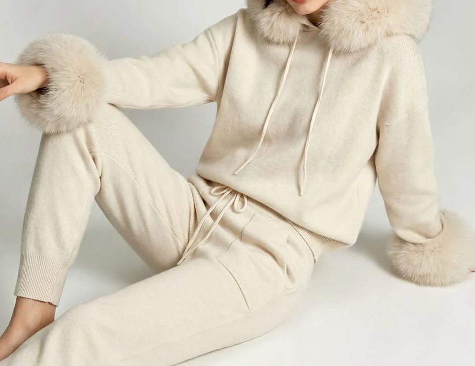 Pullover Wool Knit Coat MOQ 1pcs