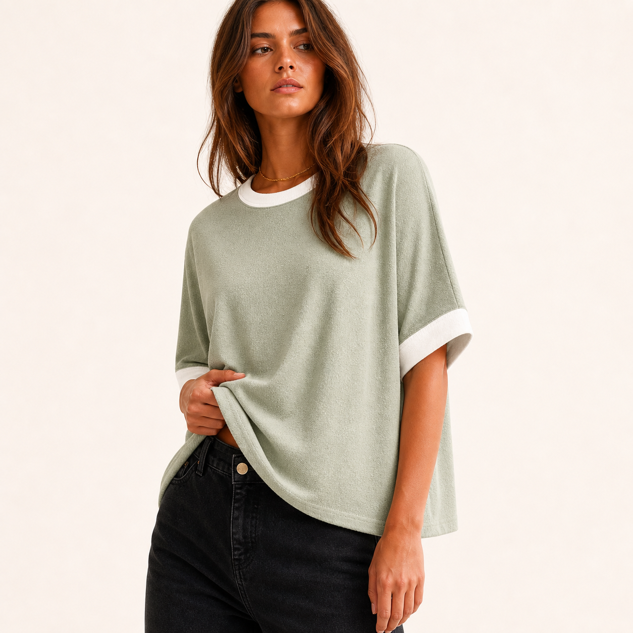 Sage White women's contrast-trim relaxed tee