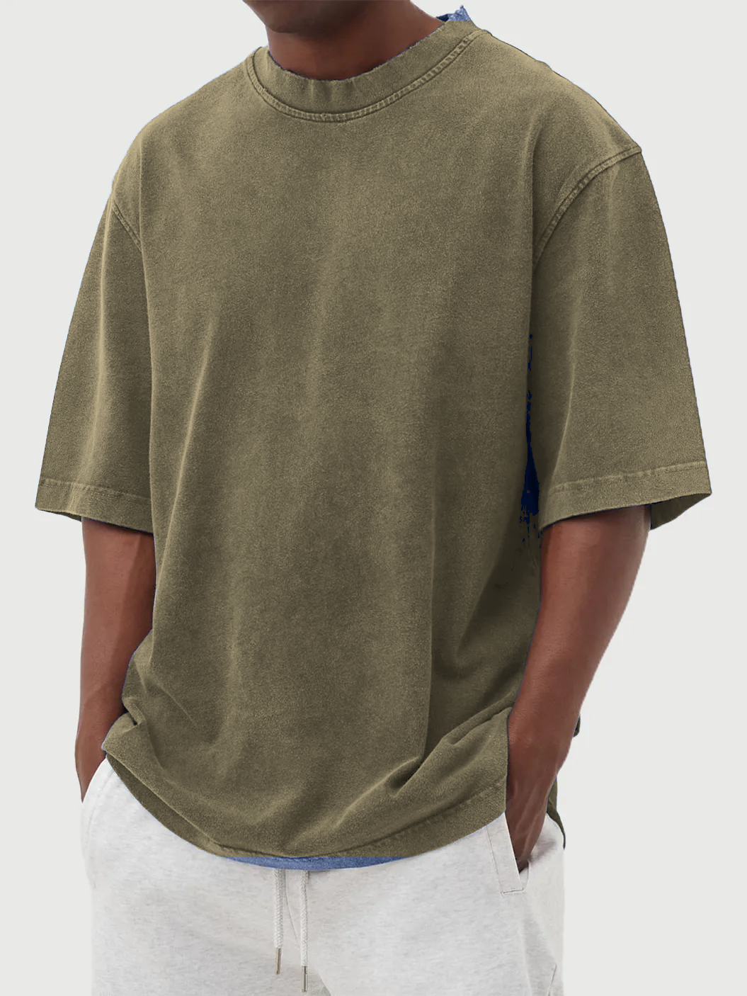 Khaki men's oversized washed tee model