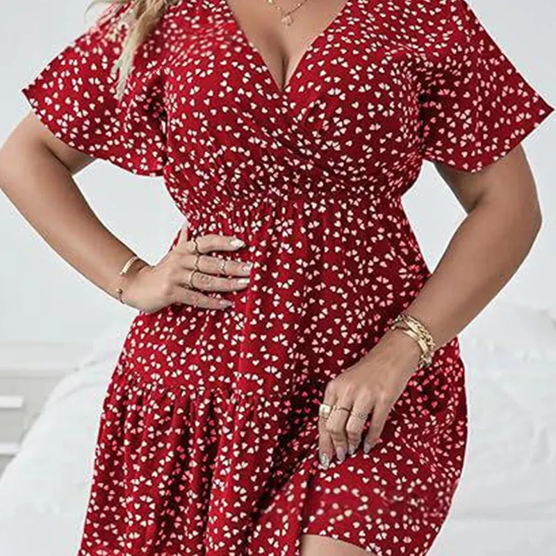 👗Sukienka damska w groszki i dekolt w serek