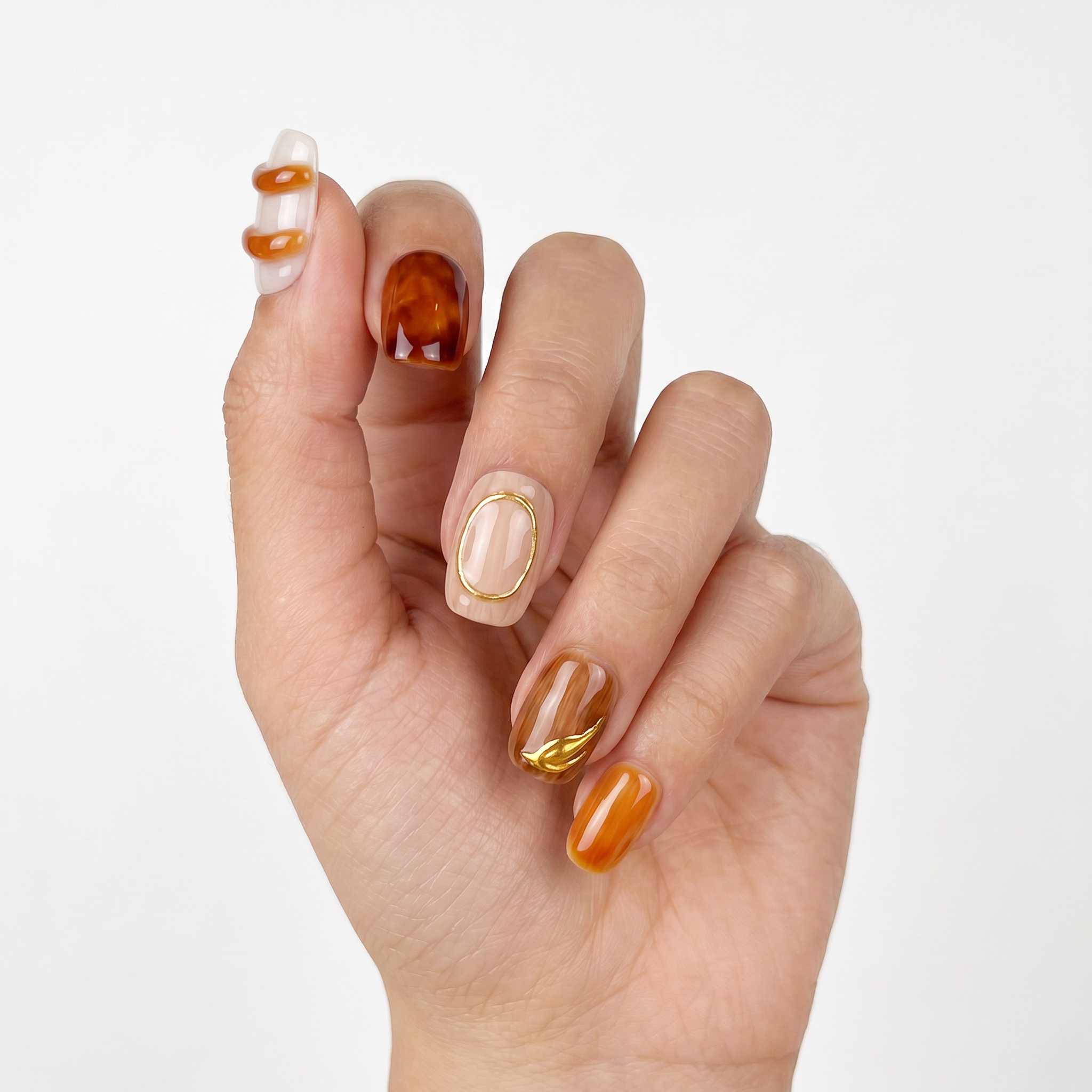 Glossy Caramel Latte & 3D Molten Gold