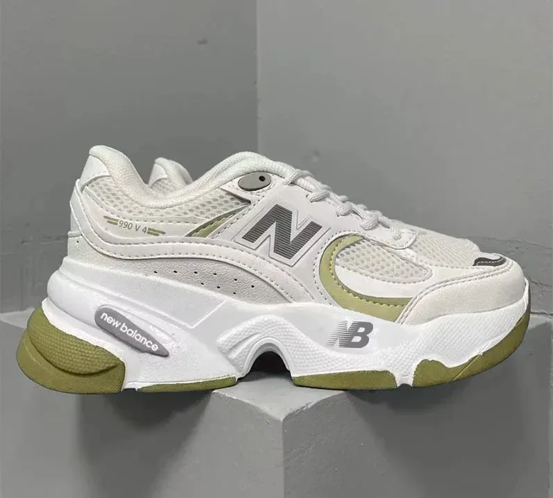 New Balance® 2026 divatos, légáteresztő edzőcipők
