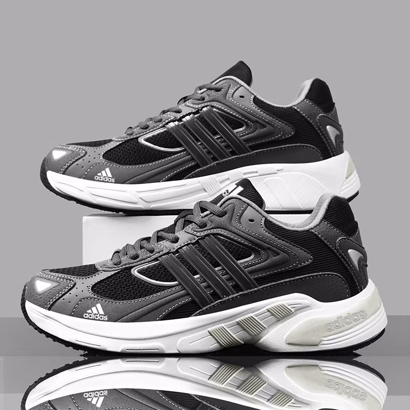 Új tavaszi lélegző Adidas férfi sportcipők csúszásgátló talppal városi sétákhoz