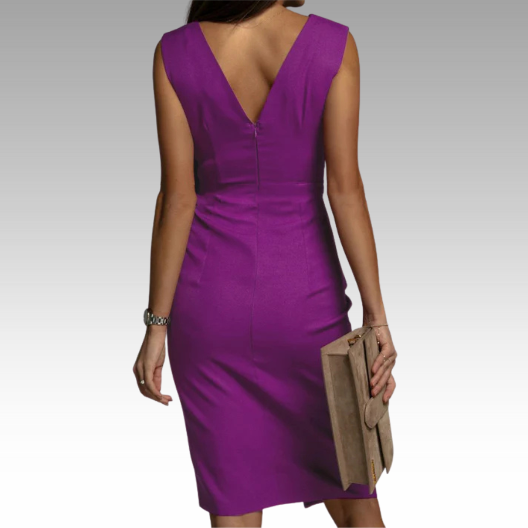Regalia™ – Robe élégante ajustée avec décolleté en V et fente