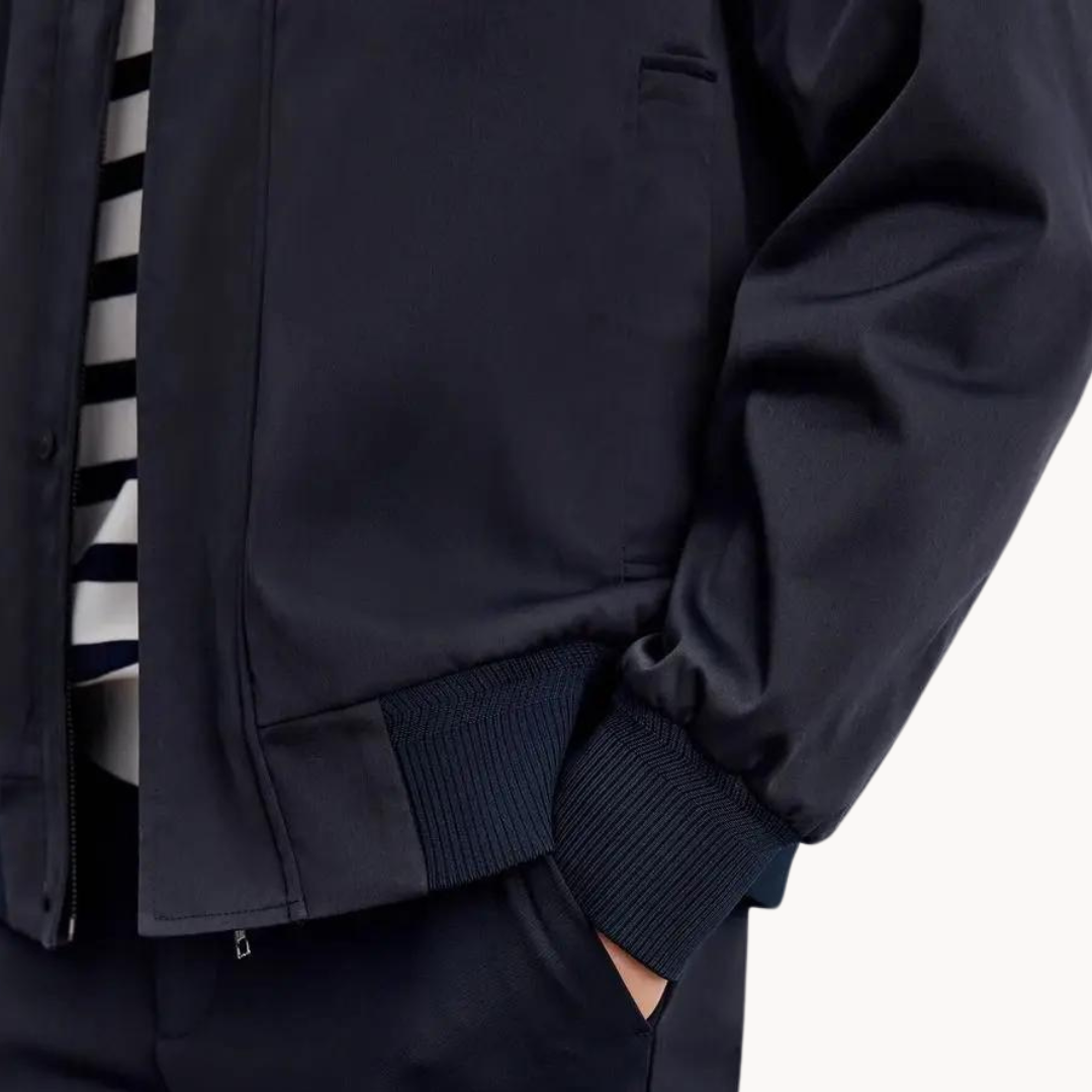 Veste Stratos