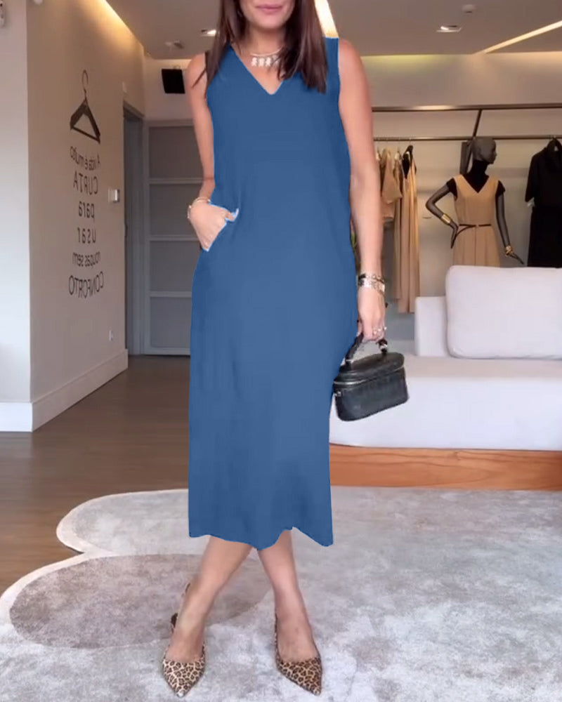 Lässiges, ärmelloses, einfarbiges Kleid mit V-Ausschnitt und Schlitz