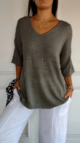Hannah™ | Blouse en tricot unie pour femmes avec des manches 3/4 et un décolleté en V.