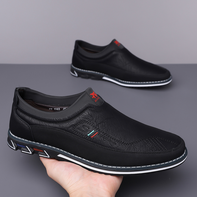 Men’s Ultra Comfortable Walking Shoes with Arch Support