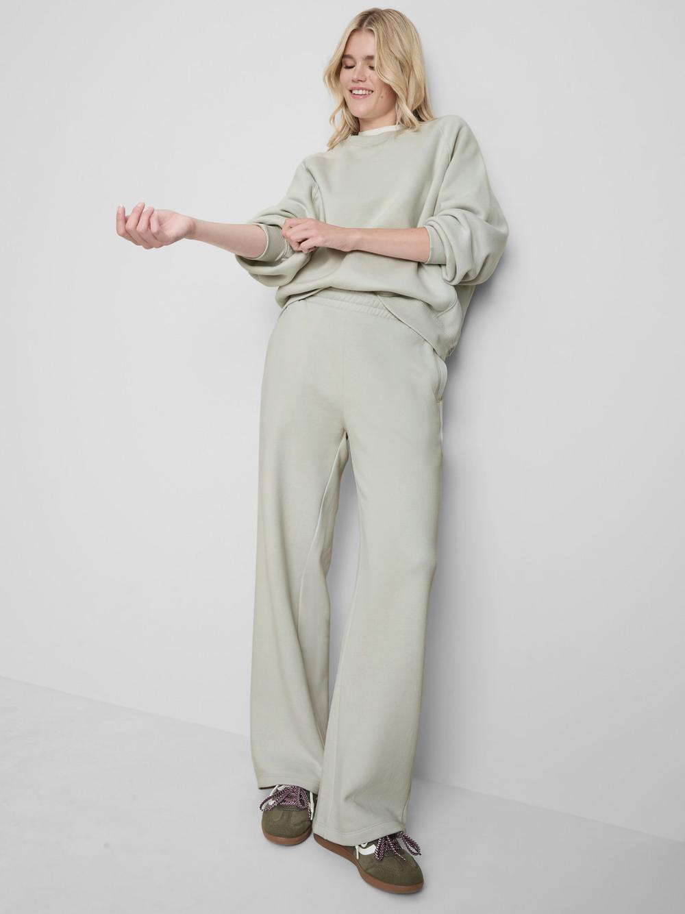 Cotton-Rich Raglan Sweatshirt - Light Gray