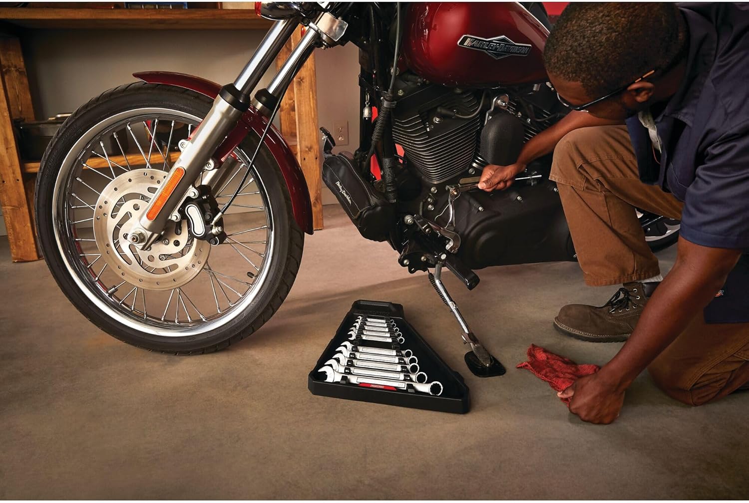 Combination Wrench Metric (8mm-22mm) SAE (1/4"-1") and Wall Mounted Tool Metal Pegboard Display-Aldronix