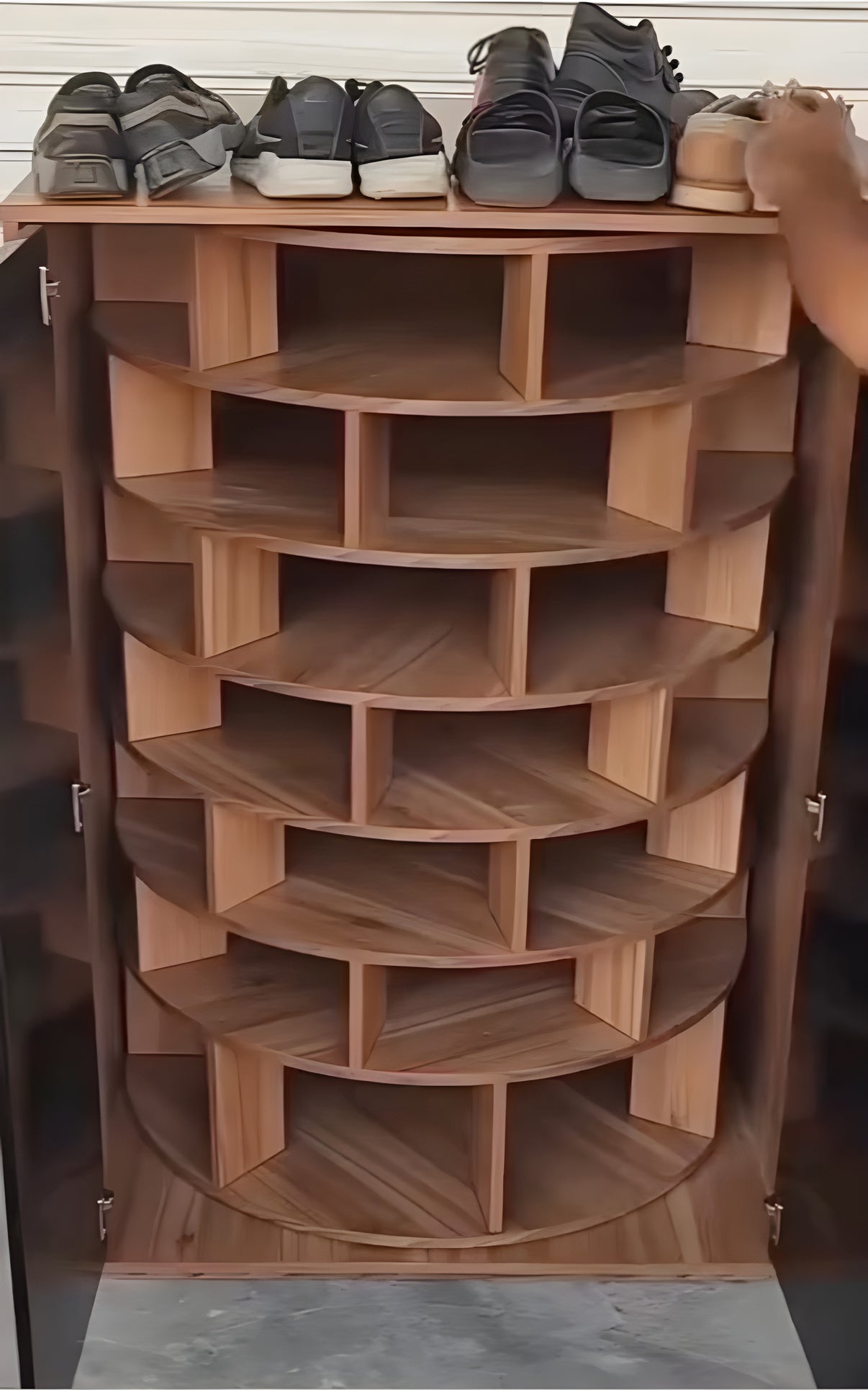 Infinity Shoe Rack - The Ultimate Shoe Storage Solution-Aldronix