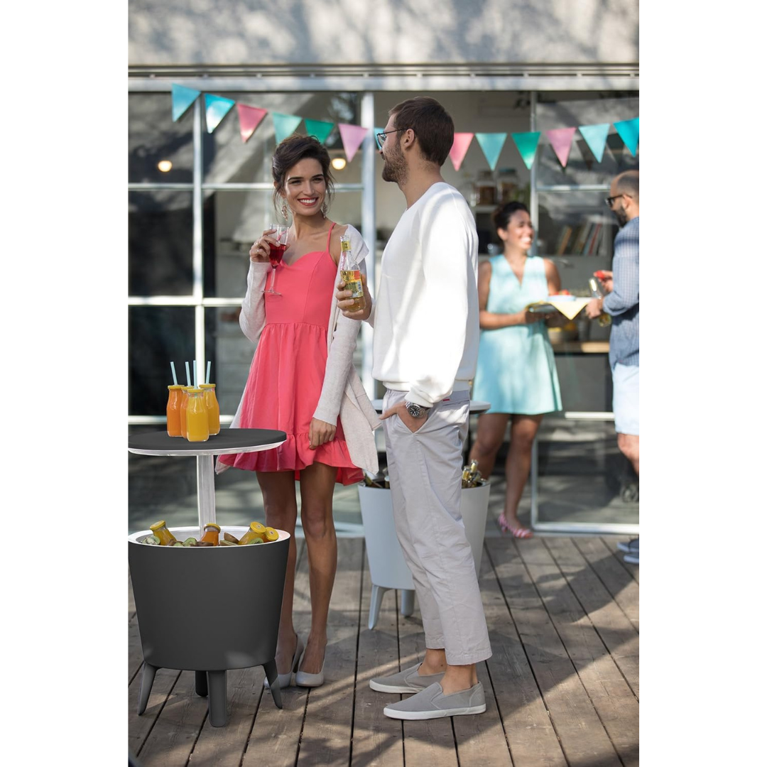 Modern Cool Bar Outdoor Patio-Aldronix
