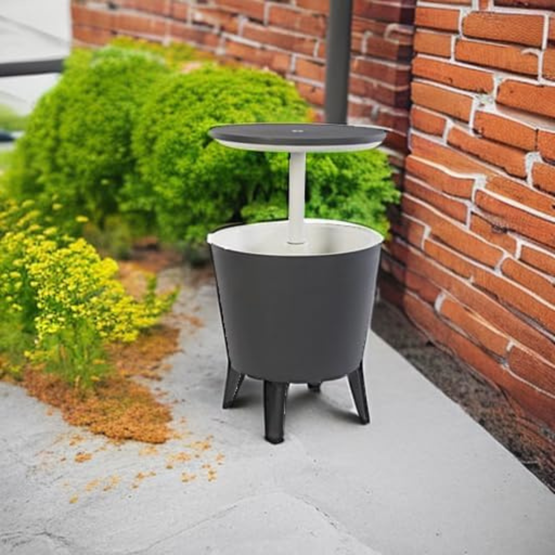 Modern Cool Bar Outdoor Patio-Aldronix