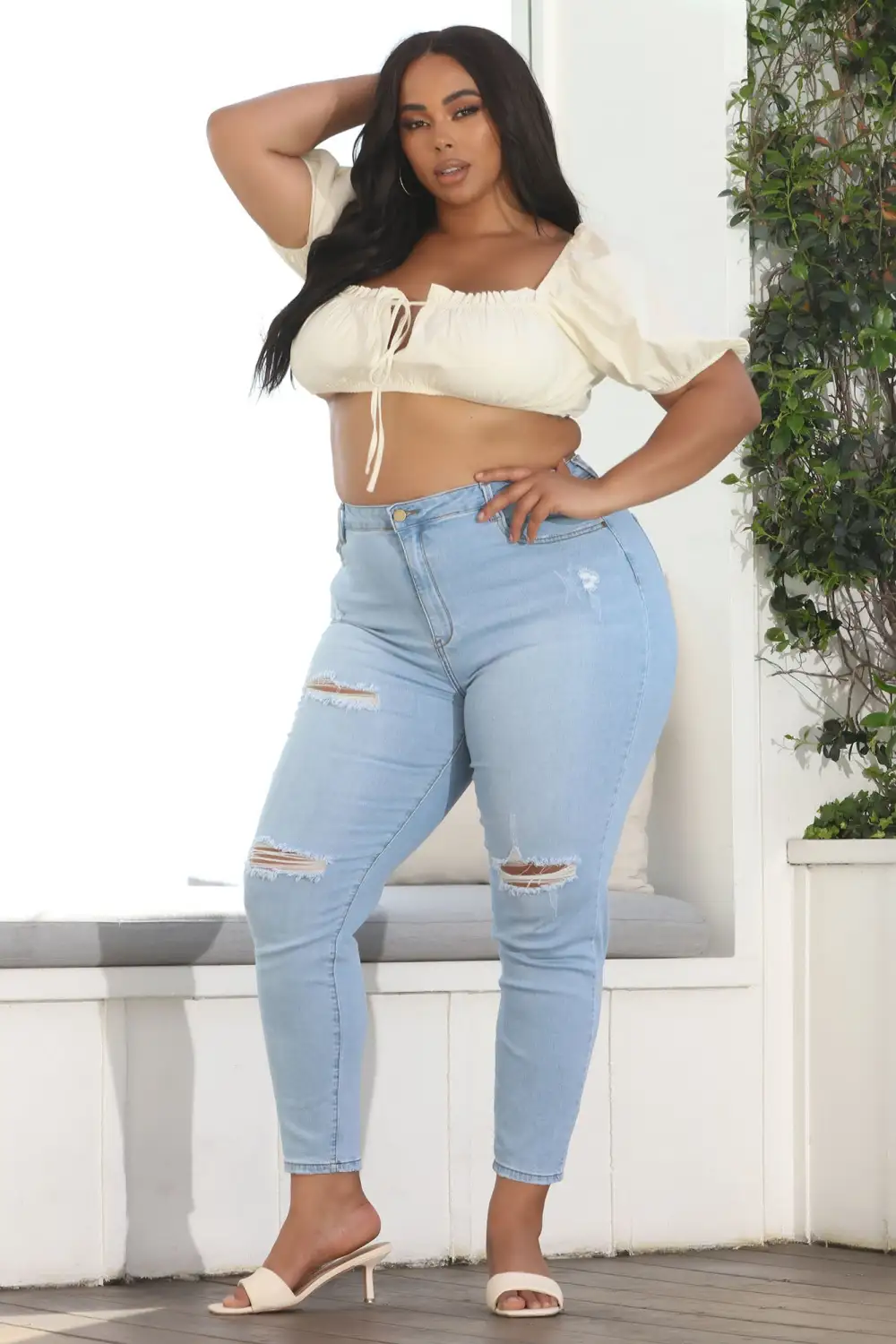 Hannah High Rise Jeans - Light Blue Wash-Aldronix