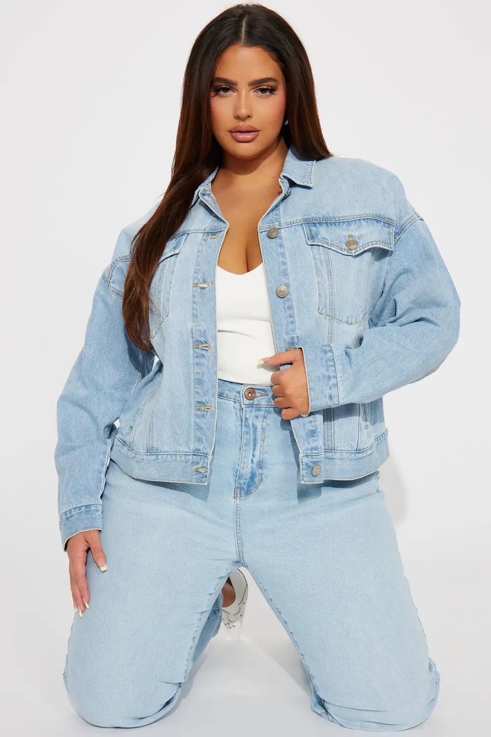 High Standards 90's Boyfriend Denim Trucker Jacket - Light Wash-Aldronix