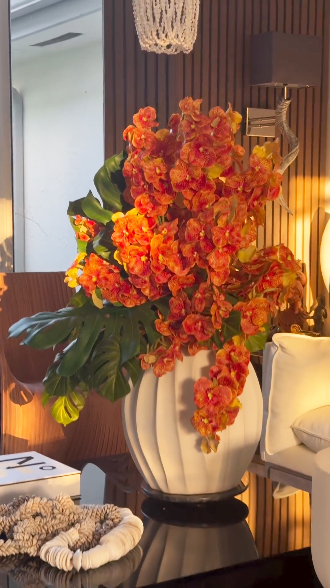 Astoria Vase with Mixed Mokara Orchids-Aldronix