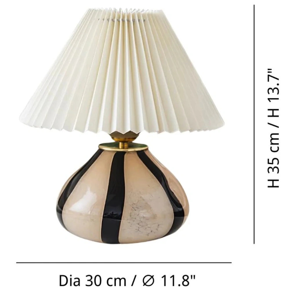 Bailyn Vintage Pleated Cabbage Table Light4.webp__PID:08b6f2db-9742-4732-b003-b1771dfc4c52